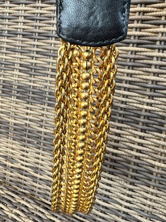 VTG Donna Karan New York Women’s S Black Leather Gold-Tone Chains/ Buckle Belt main image 4